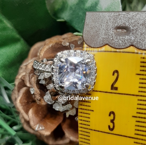 Silver Simulated Diamonds Symphony Ring - Picture 10 of 10